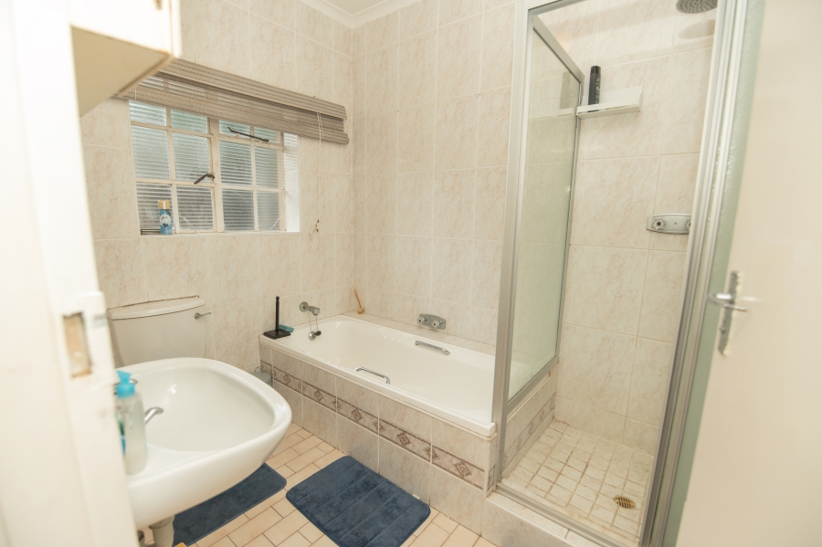 4 Bedroom Property for Sale in Amsterdamhoek Eastern Cape